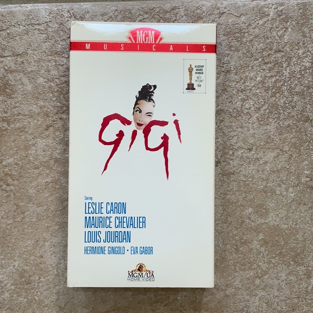 Gigi (1958) Musical VHS Leslie Caron Louis Jourdan